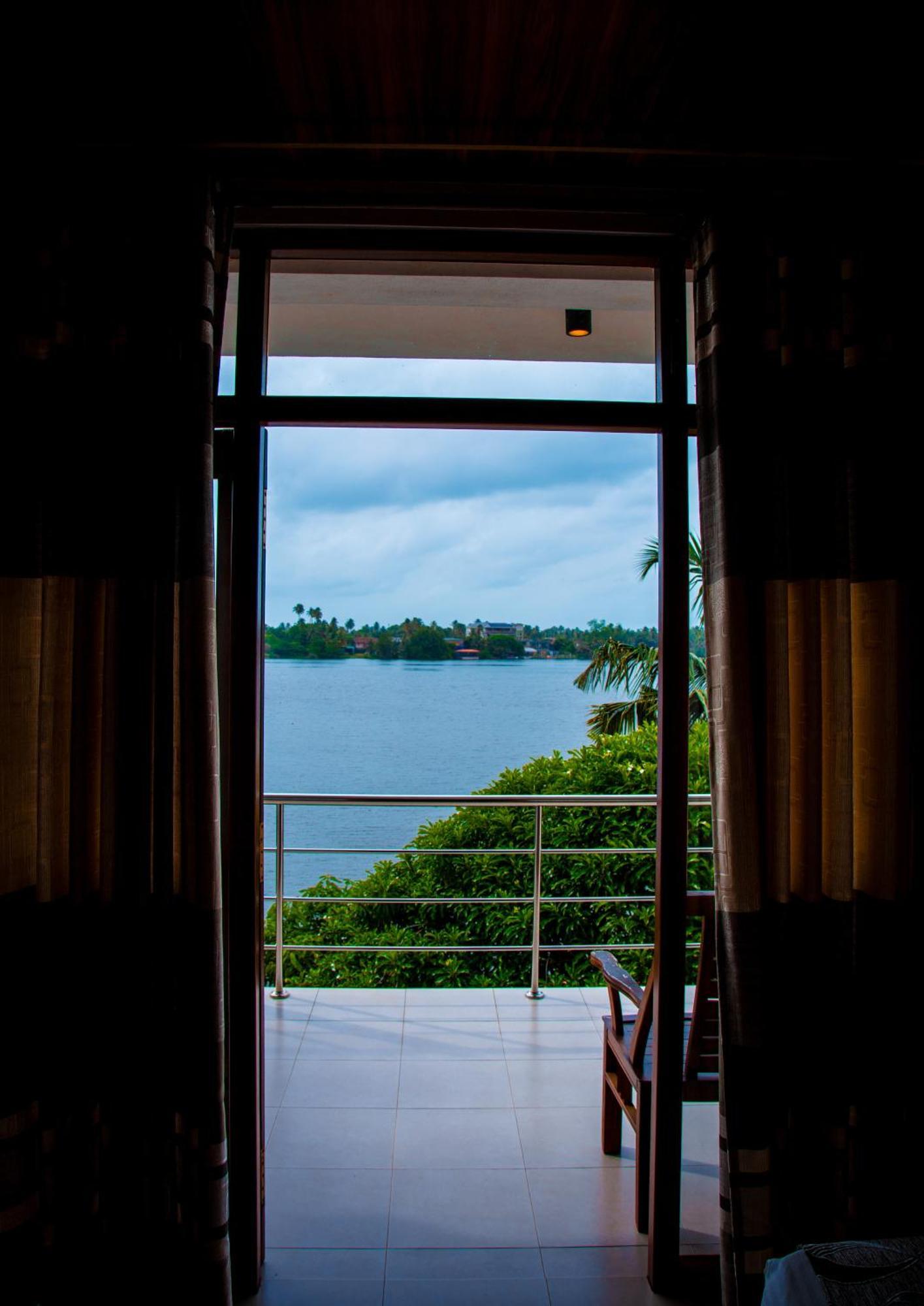 Riverside Inn Fuji Bentota Buitenkant foto
