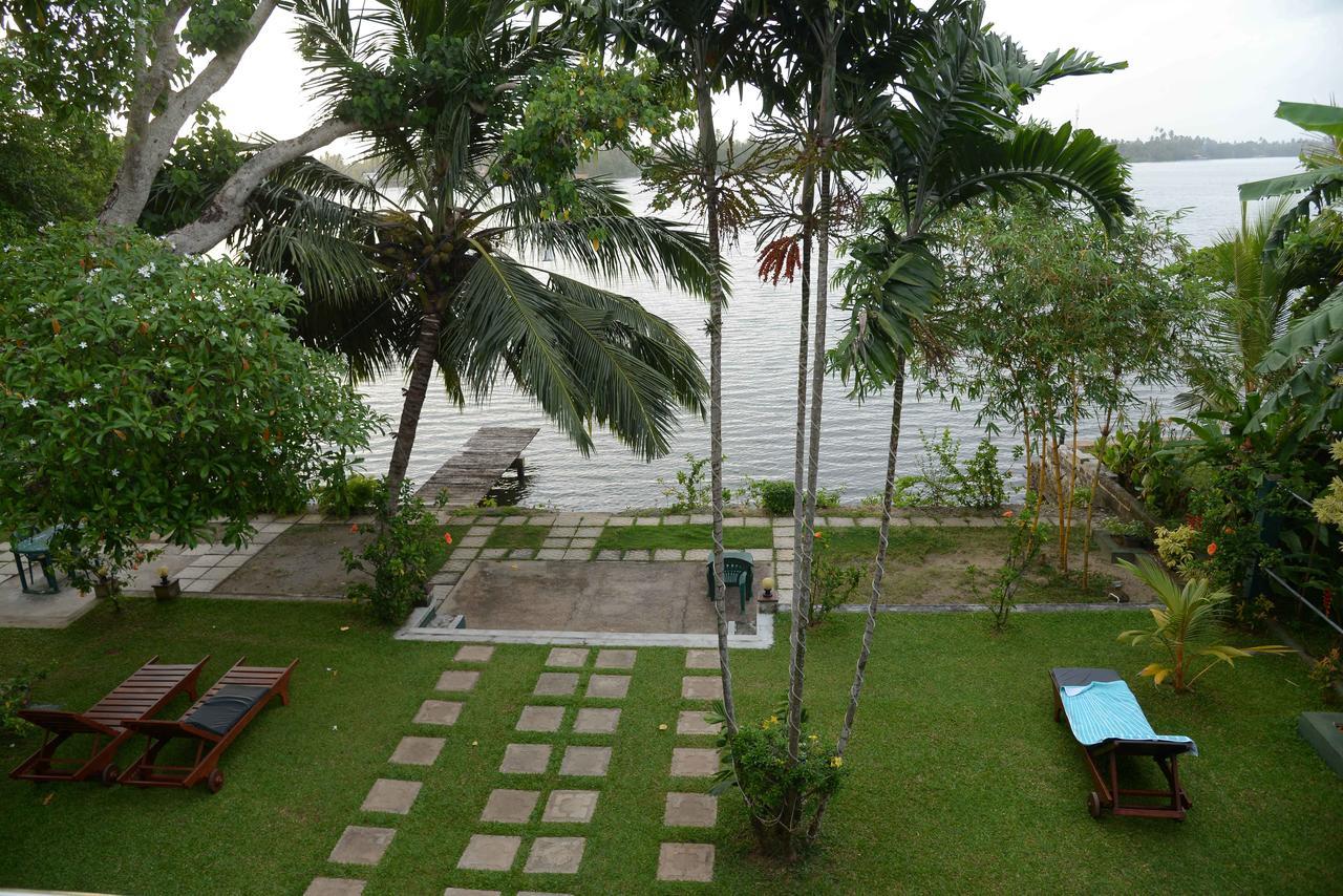 Riverside Inn Fuji Bentota Buitenkant foto
